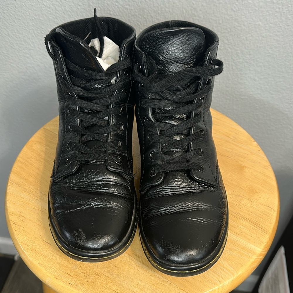Dr. Martens Leyton Black Boots